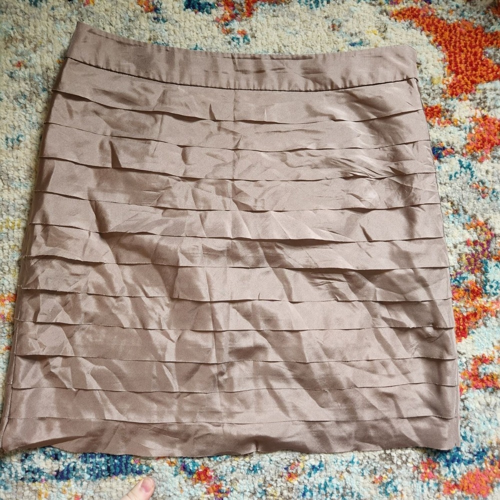 Ann‎ Taylor LOFT Petites Tan Silk Tiered Mini Skirt Women's Size 4P